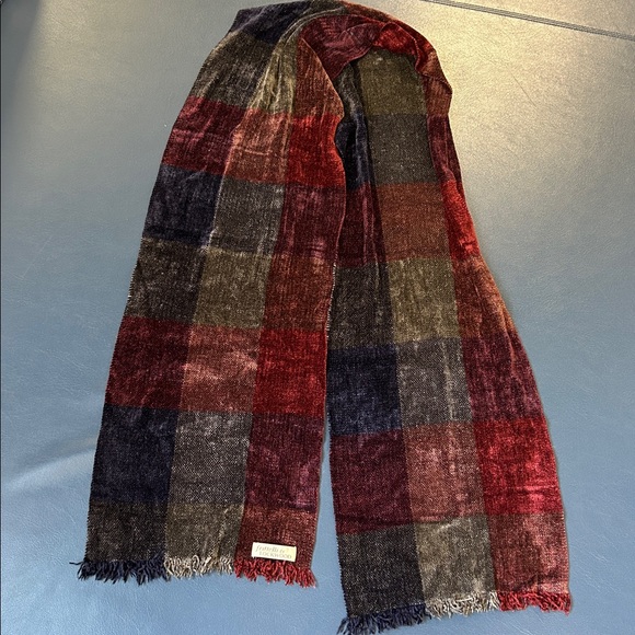RARE FRITELLI AND LOCKWOOD CHENILLE Red Navy and Gray Scarf - Picture 5 of 7